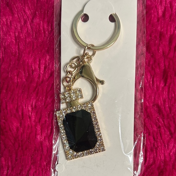 Crystal Collection Black and Gold Keychain - Picture 3 of 3